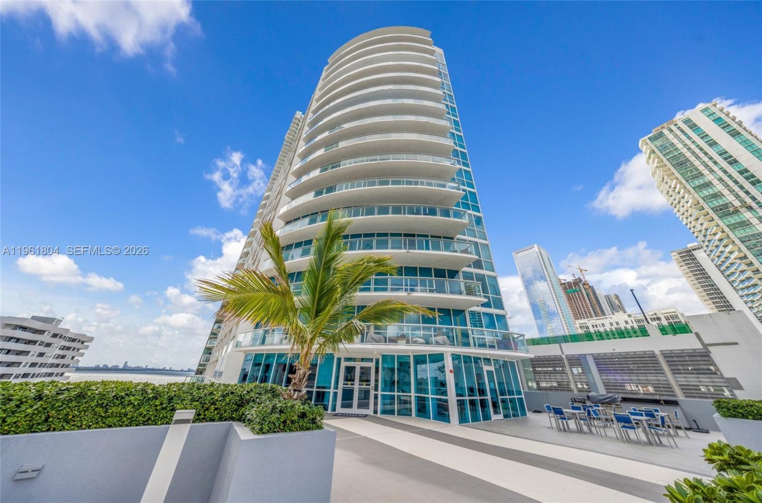 1 Schlafzimmer Gewerbliche Immobilien in Miami, USA, Nr. 615680