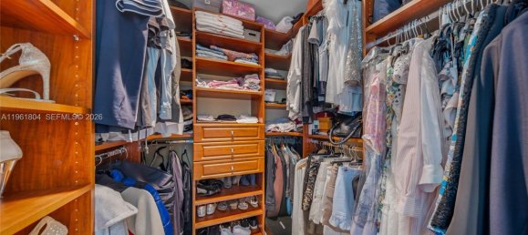 1 Schlafzimmer Gewerbliche Immobilien in Miami, USA, Nr. 615680 9