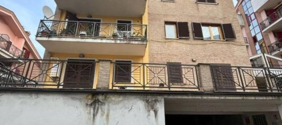 3 rooms Apartment in Orte, Italy No. 40189 13