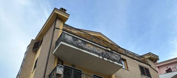 3 rooms Apartment in Orte, Italy No. 40189 2