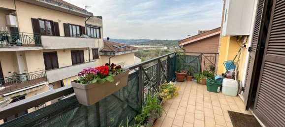 3 rooms Apartment in Orte, Italy No. 40189 11