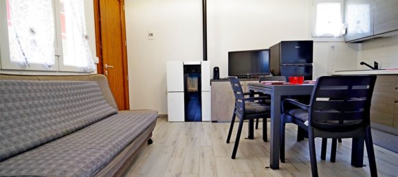 3 rooms House in Comacchio, Italy No. 279367 9