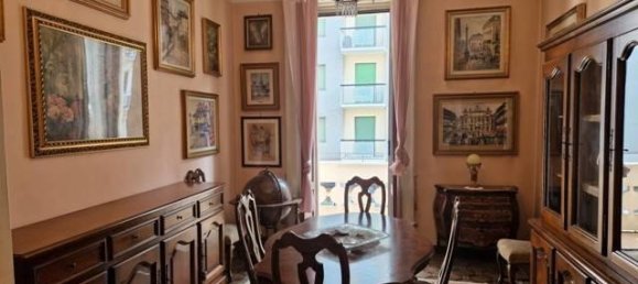 5 rooms Apartment in Milan, Italy No. 244388 9
