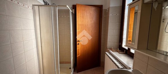 1 Schlafzimmer Wohnung in Osio Sopra, Italy, Nr. 371445 12