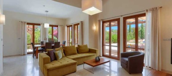 3 bedrooms Commercial property in Paphos, Cyprus No. 20491 6