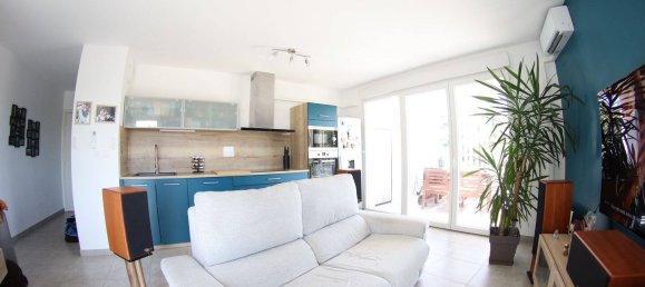 2 chambres Appartement à Marseille, France No. 329875 2