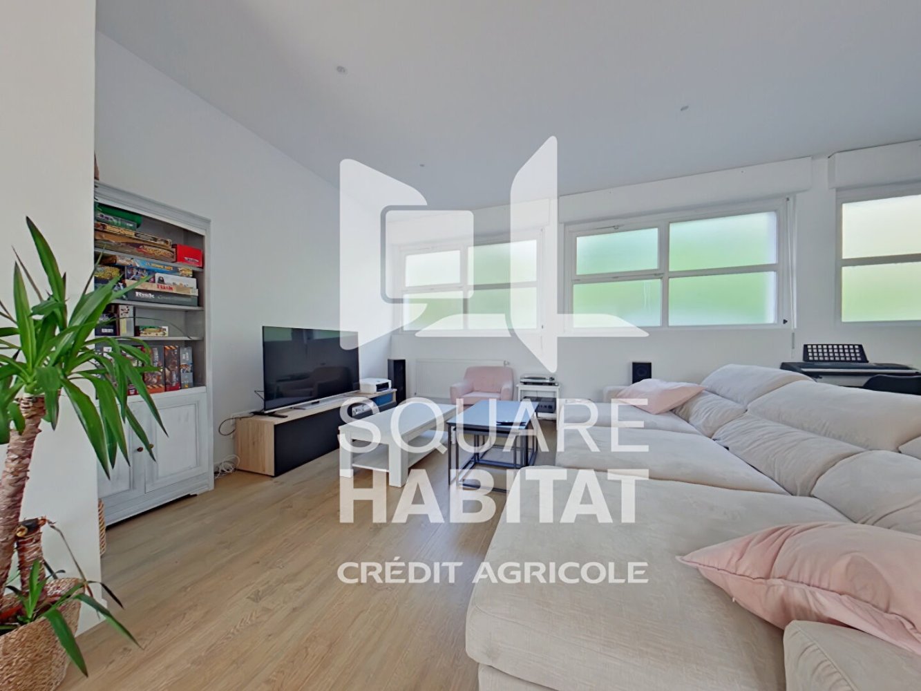 6 bedrooms Apartment in Tours, France No. 258471