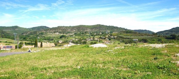  Land in Manosque, France No. 102053 2