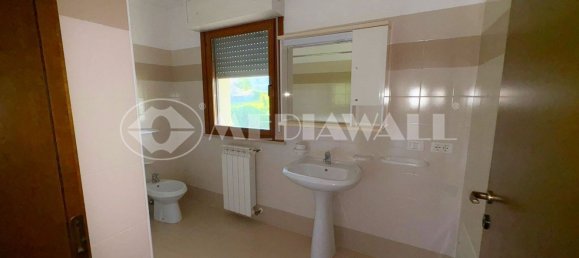 Casa de 5 divisões em Pordenone, Italy N.º 296607 9