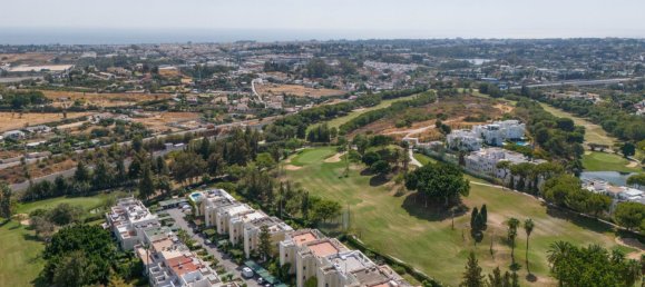 2 bedrooms House in La Quinta, Spain No. 141123 24