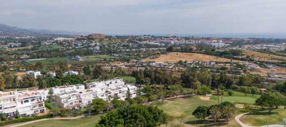 2 bedrooms House in La Quinta, Spain No. 141123 27