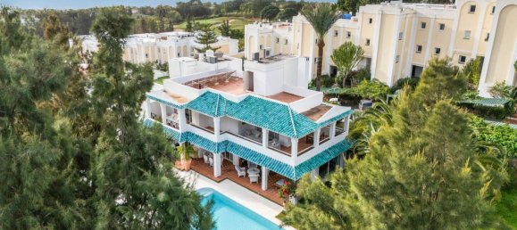 2 bedrooms House in La Quinta, Spain No. 141123 3