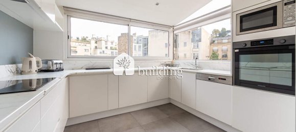 3 chambres Penthouse à Paris, France No. 170493 24