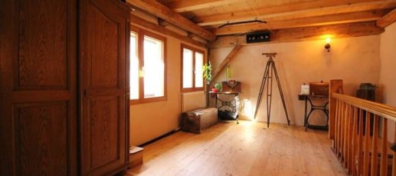 Casa de 4 divisões em Breisgau-Hochschwarzwald, Germany N.º 79204 40