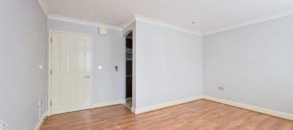 1 bedroom Apartment in Epsom, United Kingdom No. 9748 11