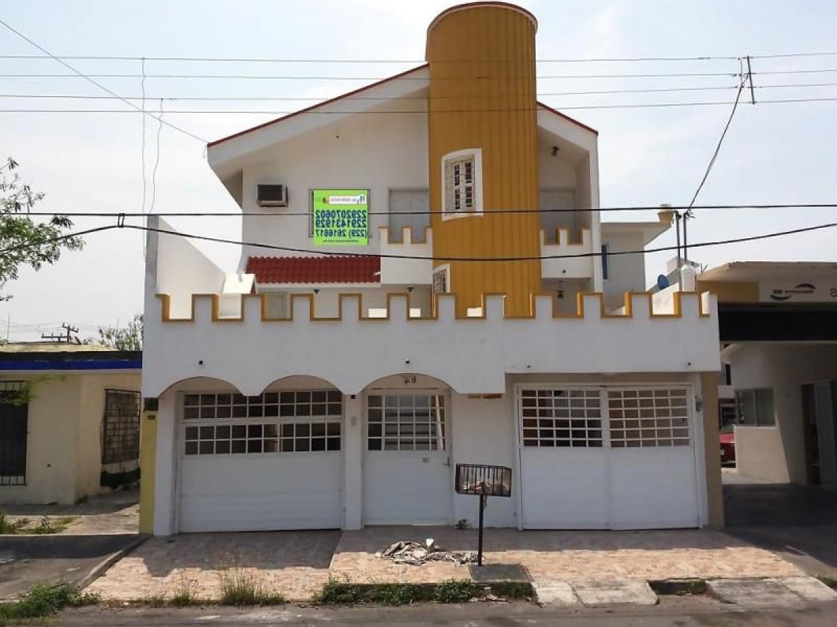 3 bedrooms House in Veracruz, Mexico No. 209125