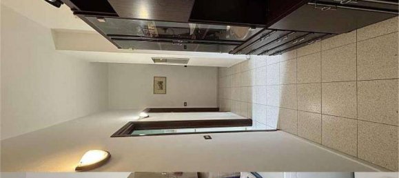 Квартира с 2 спальнями в Саронно, Италия № 283015 9