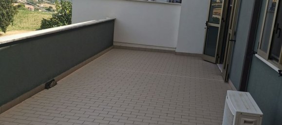 Дом с 9 спальнями в Сан Костанцо, Италия № 316631 27