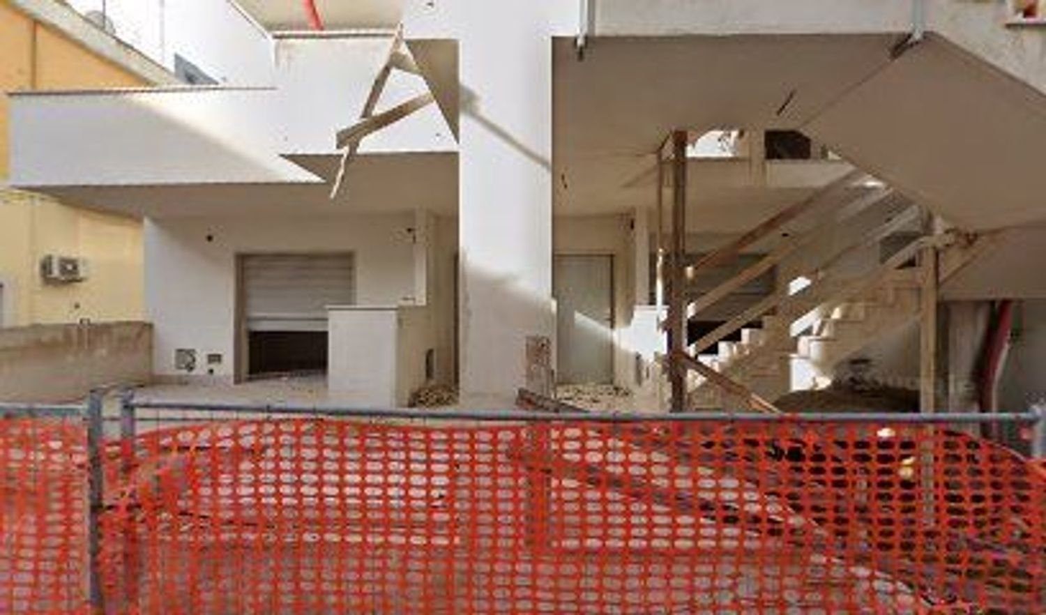 3-salle Appartement à Modugno, Italy No. 280836