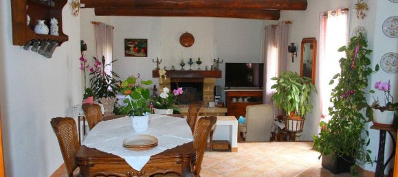 Villa T3 em Aix-en-Provence, France N.º 208468 2