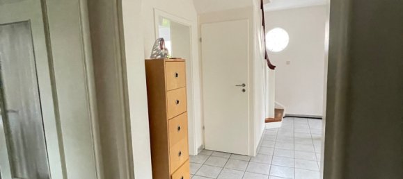 Дом с 4 комнатами в Дуйсбург, Германия № 11684 5