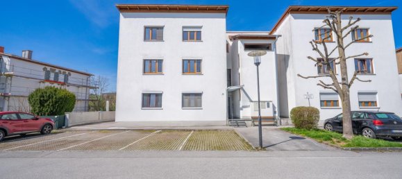 3 rooms Apartment in Obertrum am See, Austria No. 156677 10