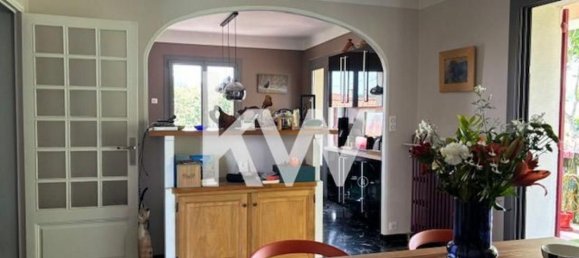 3 bedrooms House in Arles, France No. 281477 4