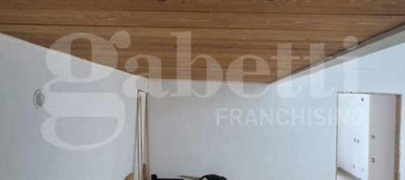 3 bedrooms House in Boscotrecase, Italy No. 340056 11