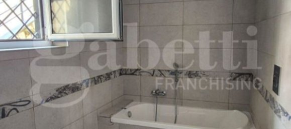 3 bedrooms House in Boscotrecase, Italy No. 340056 13