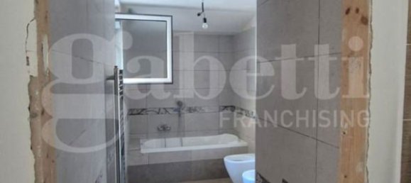 3 bedrooms House in Boscotrecase, Italy No. 340056 12