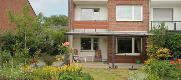 3 bedrooms Townhouse in Monchengladbach, Germany No. 237265 2