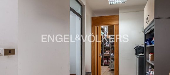 370m² Office in Rome, Italy No. 127838 12