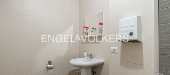 370m² Office in Rome, Italy No. 127838 11