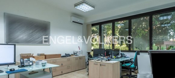 370m² Office in Rome, Italy No. 127838 24