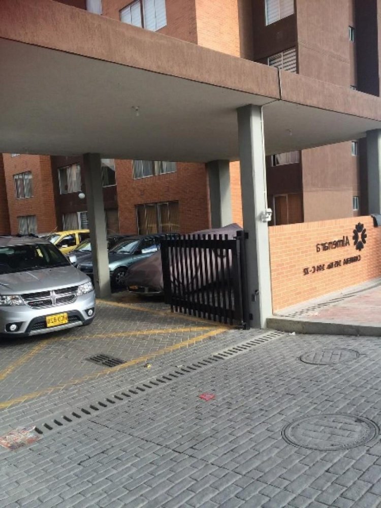 3 Schlafzimmer Haus in Bogota, Colombia, Nr. 11875