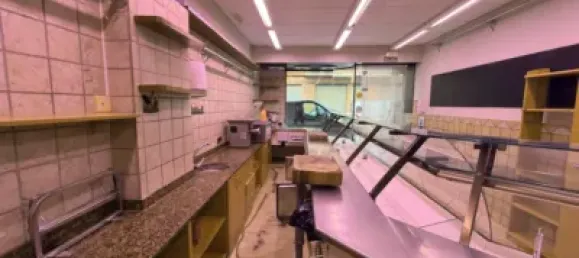 Коммерческая недвижимость 36м² в Эль-Вендрель, Испания № 143445 2