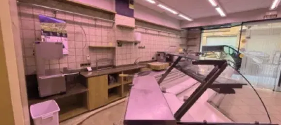 Коммерческая недвижимость 36м² в Эль-Вендрель, Испания № 143445 3