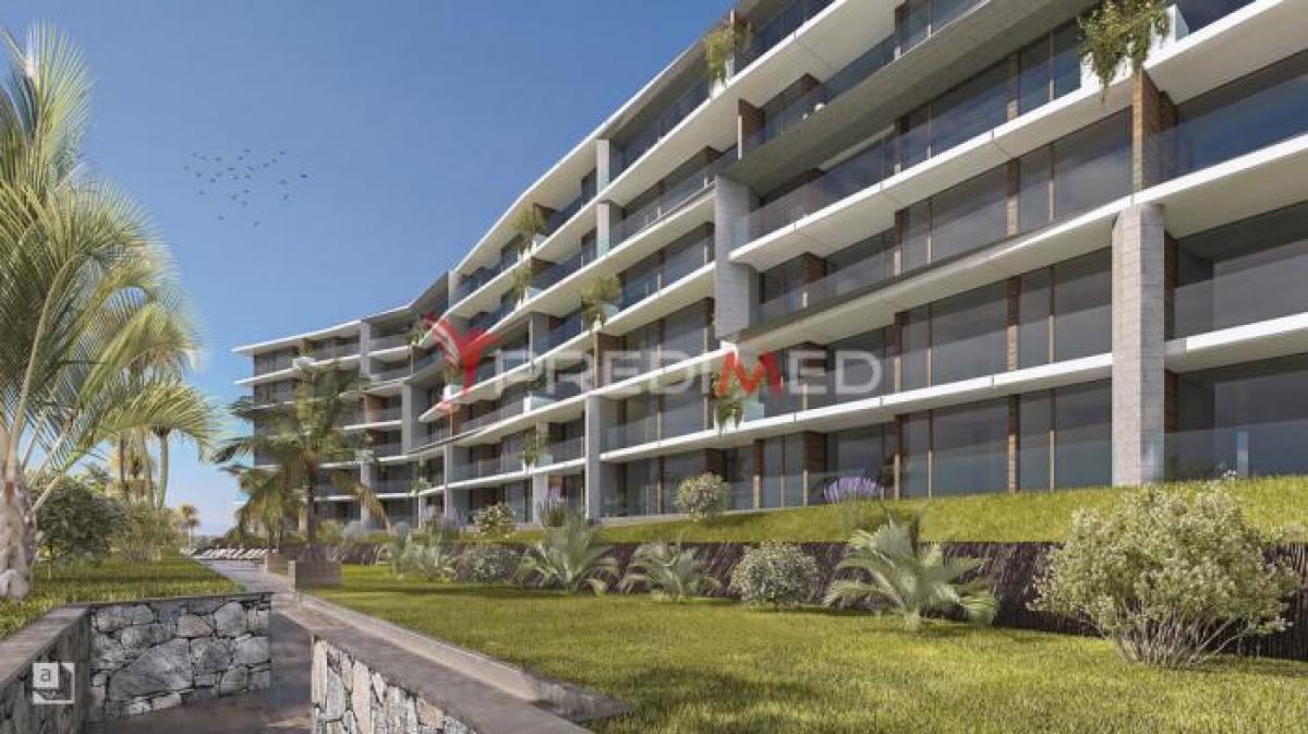 Apartamento de 3 dormitorios en Funchal, Portugal No. 620