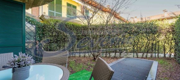 2 rooms Apartment in Casnate con Bernate, Italy No. 202473 23
