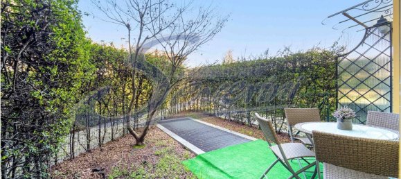 2 rooms Apartment in Casnate con Bernate, Italy No. 202473 25