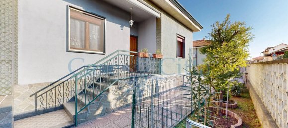 2 bedrooms Villa in Cornaredo, Italy No. 2406 29