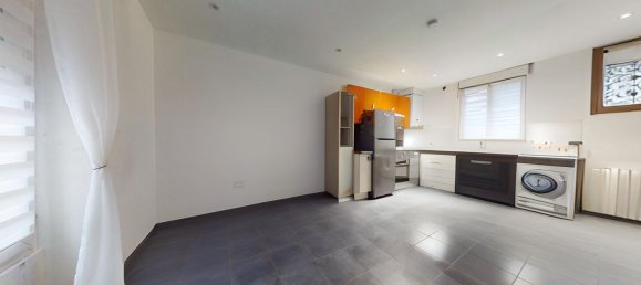 3 bedrooms House in Cormeilles-en-Parisis, France No. 162101 7