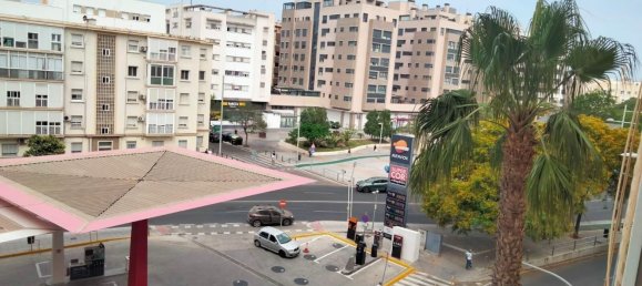 Apartamento de 4 dormitorios en Cádiz, Spain No. 148572 20