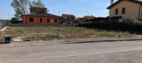  Land in Codigoro, Italy No. 362499 4