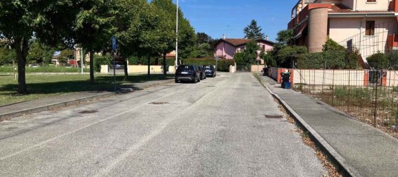  Land in Codigoro, Italy No. 362499 2