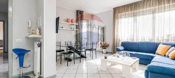 Apartamento T3 em Busto Arsizio, Italy N.º 361288 3