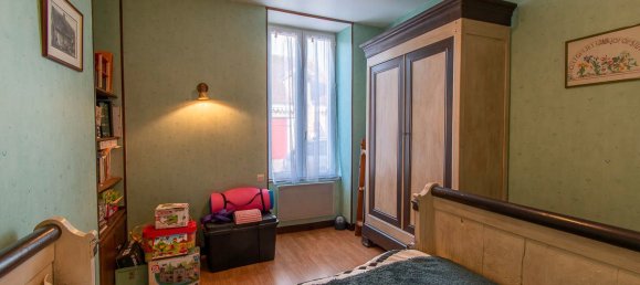 6 bedrooms House in Theillay, France No. 160885 9