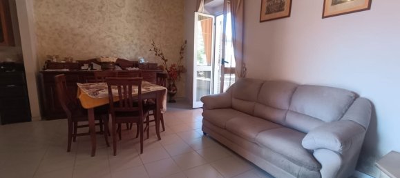 3 rooms Apartment in Caserta, Italy No. 293087 16