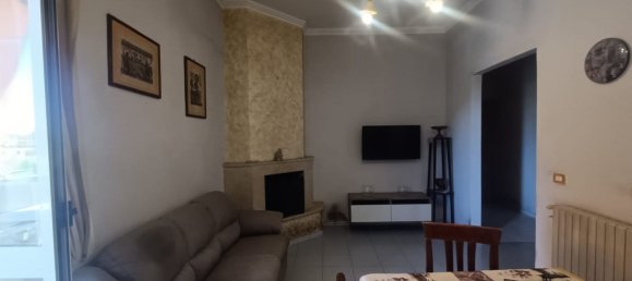 3 rooms Apartment in Caserta, Italy No. 293087 15