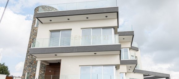 5 chambres Villa à Agios Tychonas, Cyprus No. 314 10